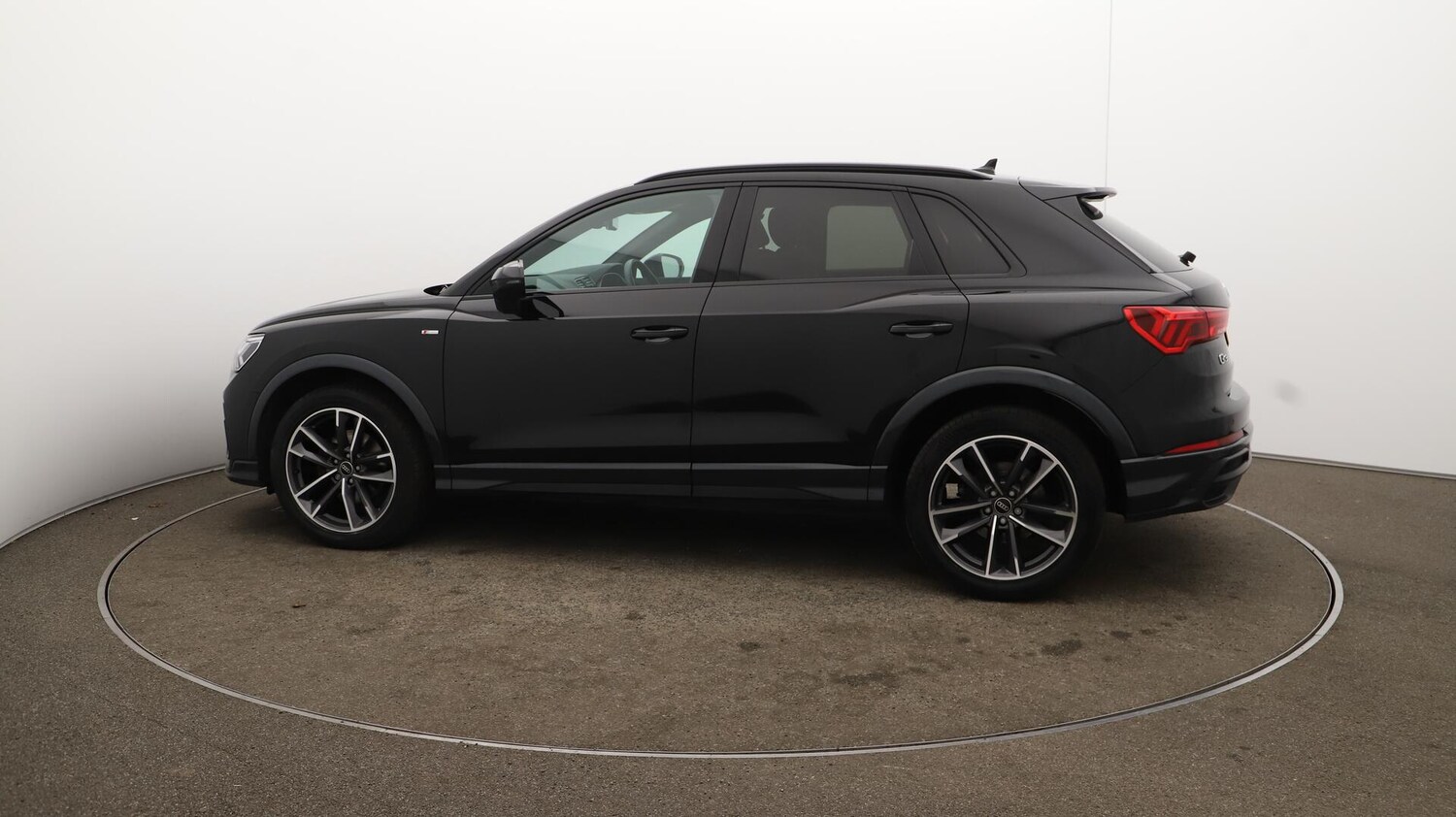 Used Audi Q3 2022 for sale - 76060222: Photo 60