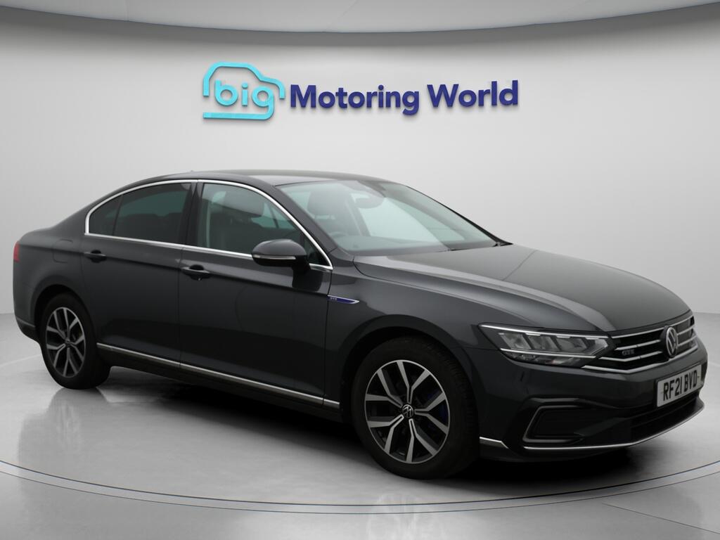 Used Volkswagen Passat 2021 for sale - 76701524: Photo 1