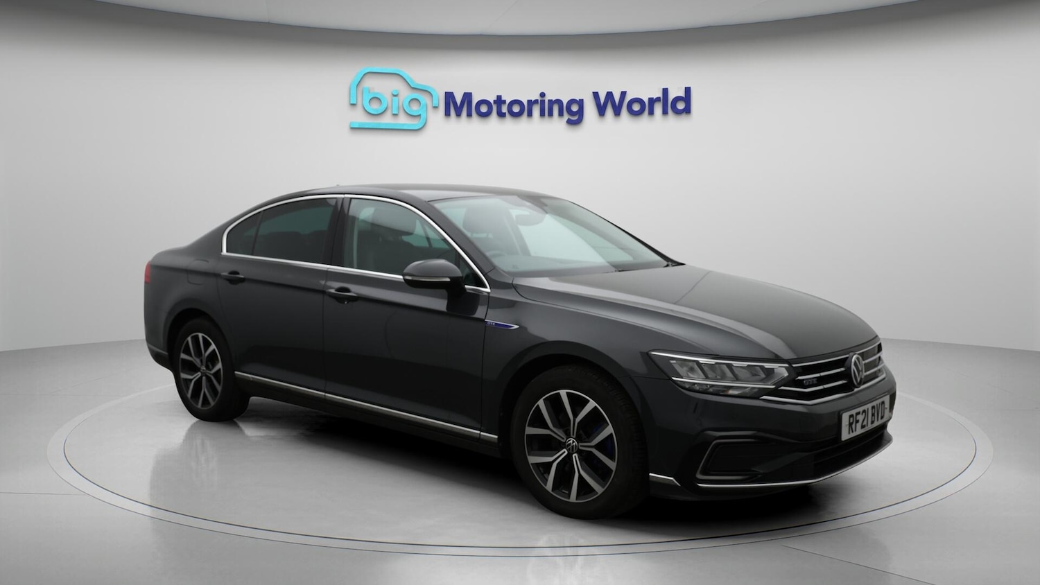 Used Volkswagen Passat 2021 for sale - 76701524: Photo 2