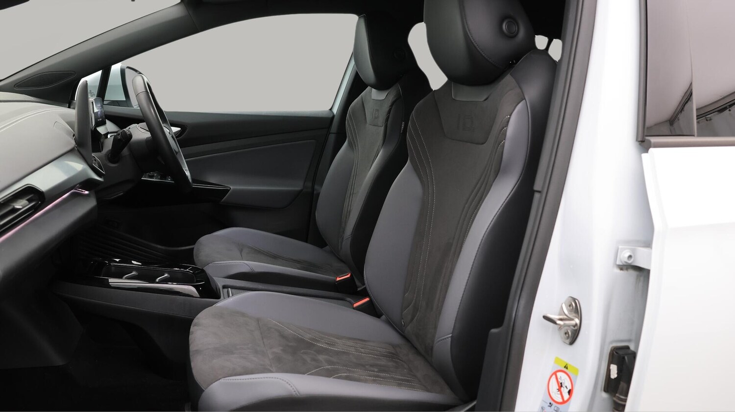 Used Volkswagen ID.4 2025 for sale - 76432700: Photo 15