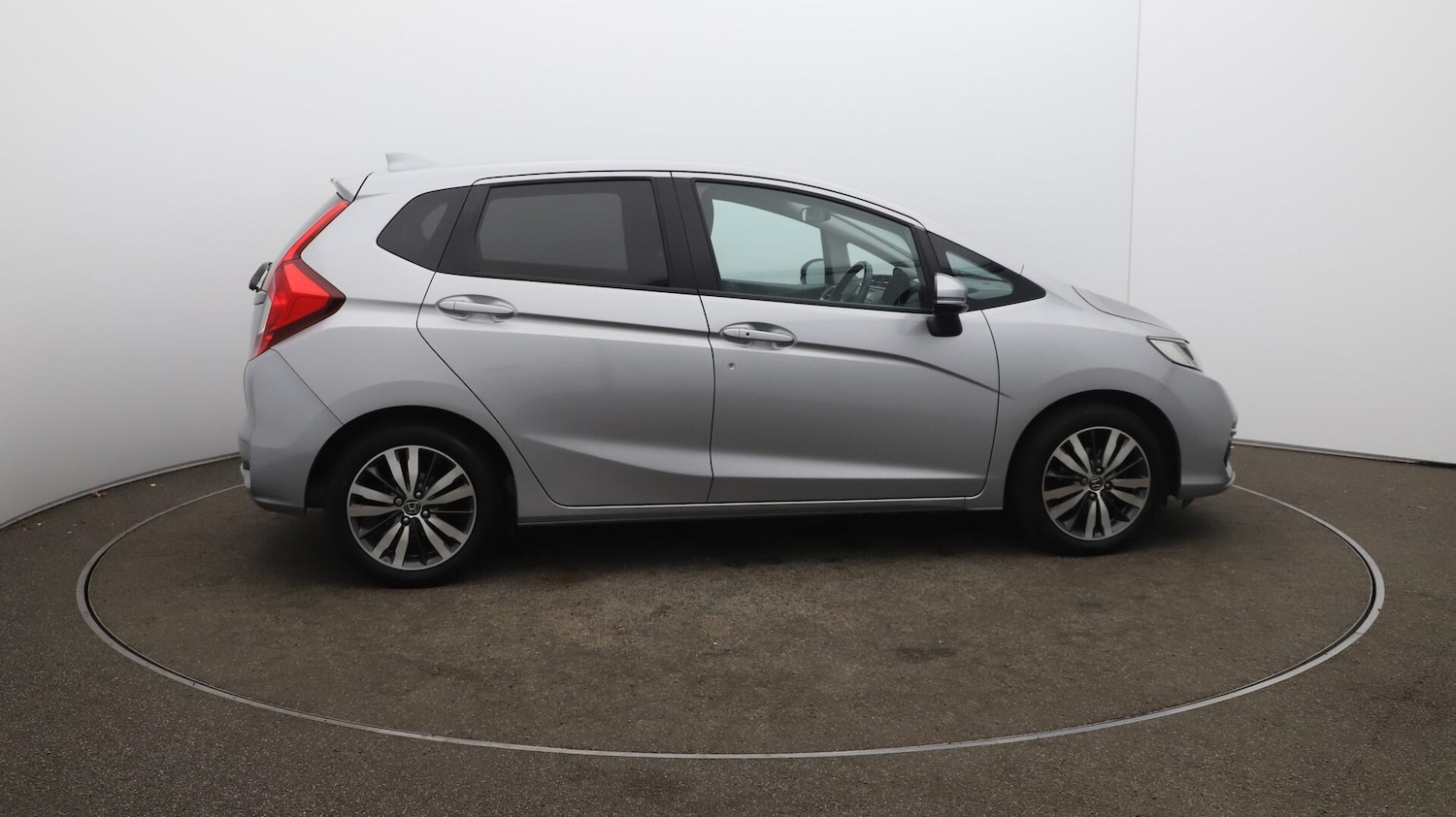 Used Honda Jazz 2019 for sale - 76166774: Photo 50