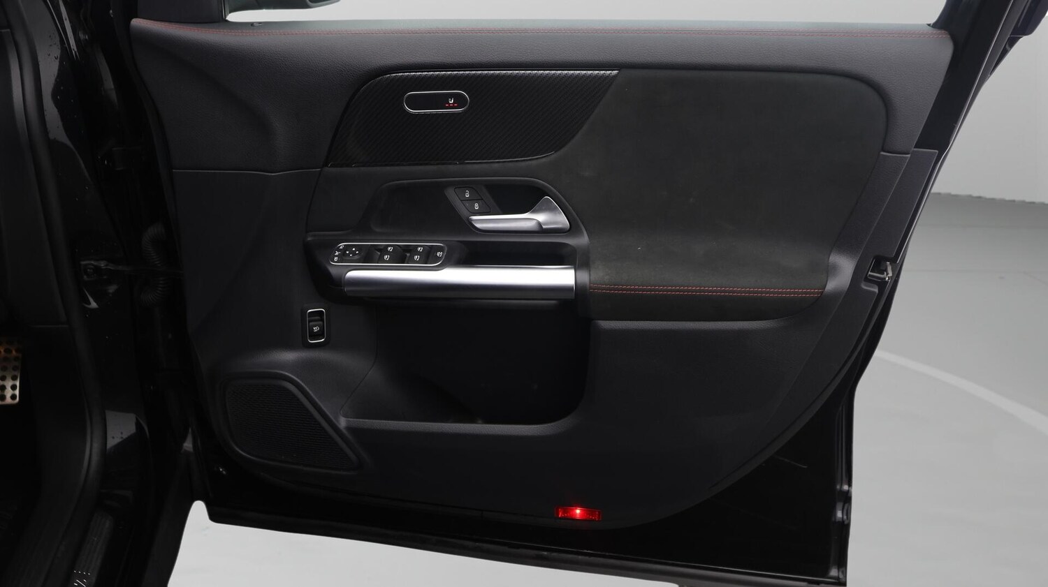 Used Mercedes-Benz GLA 2021 for sale - 76671675: Photo 16