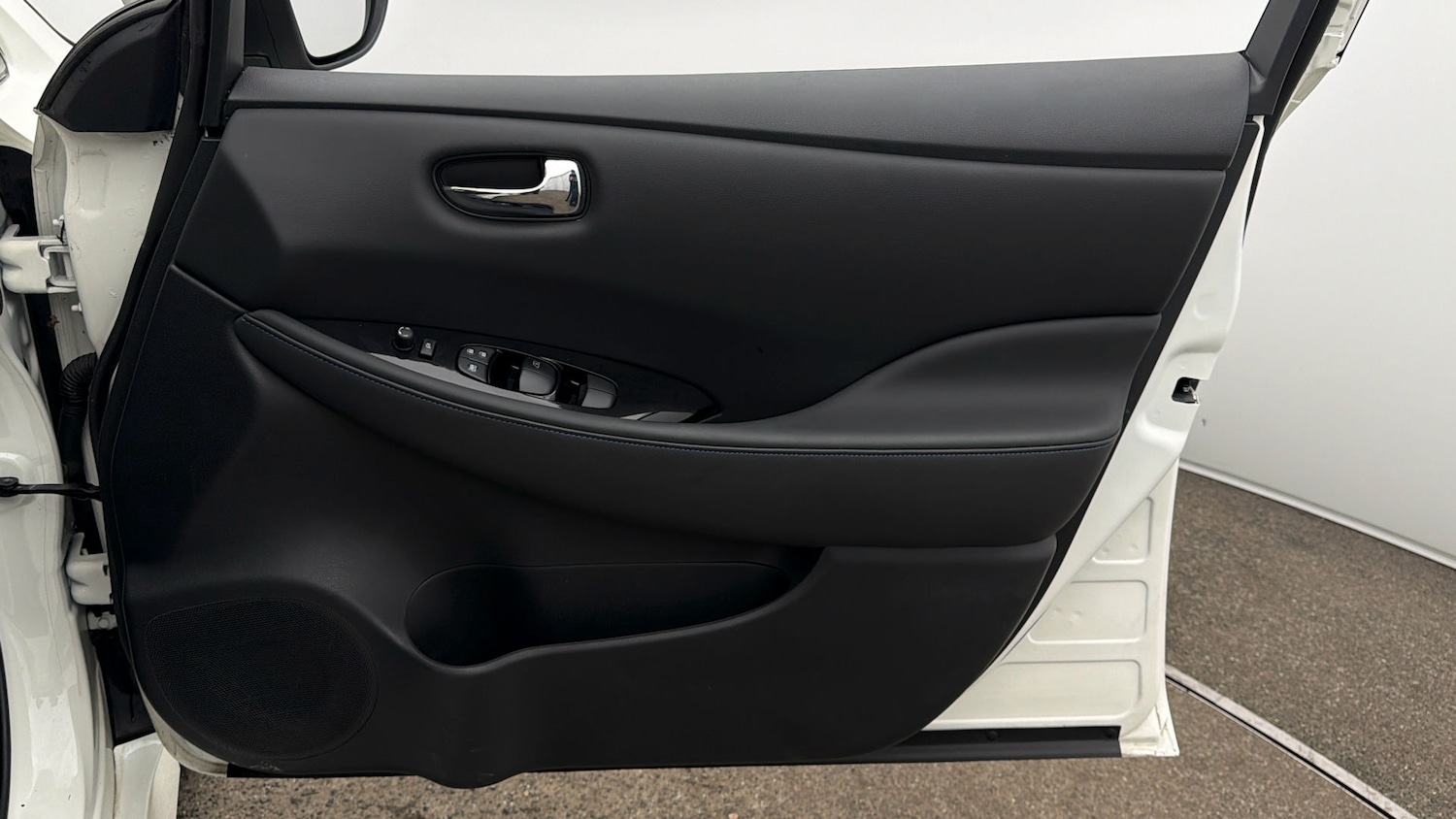 Used Nissan Leaf 2023 for sale - 78081204: Photo 14