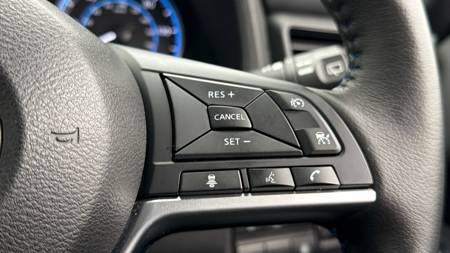 Used Nissan Leaf 2023 for sale - 78081204: Photo 24