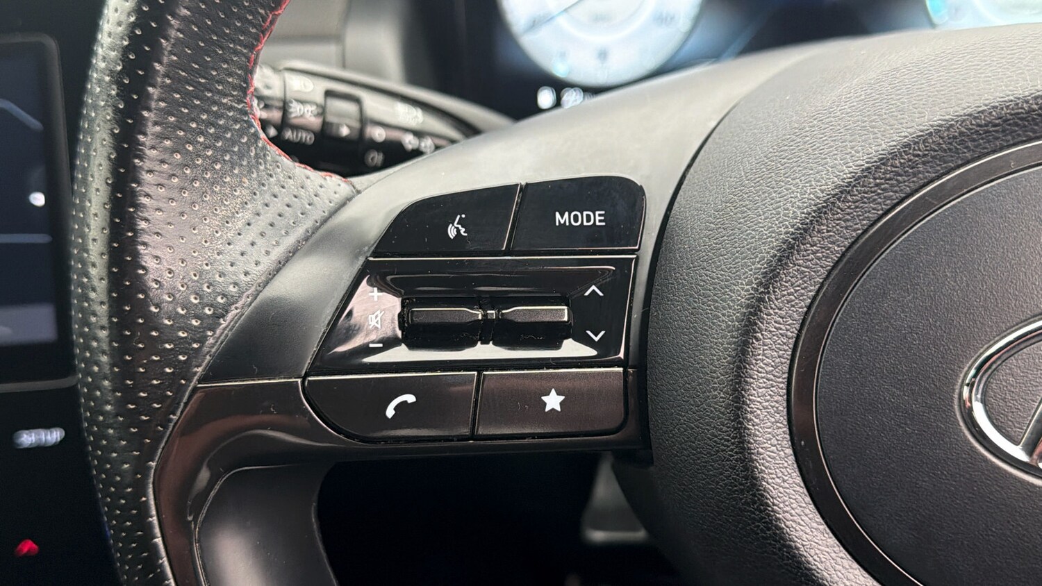 Used Hyundai TUCSON for sale - 77963023: Photo 23