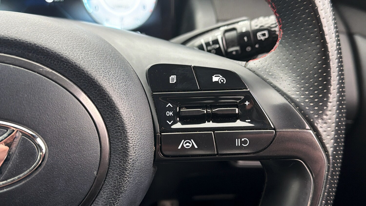 Used Hyundai TUCSON for sale - 77963023: Photo 25