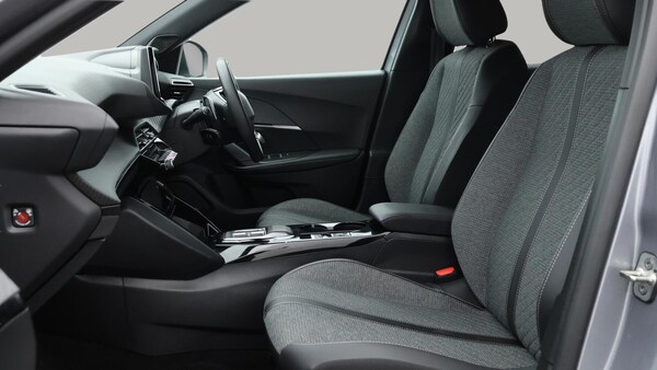 Used Peugeot 2008 2024 for sale - 75478391: Photo 15