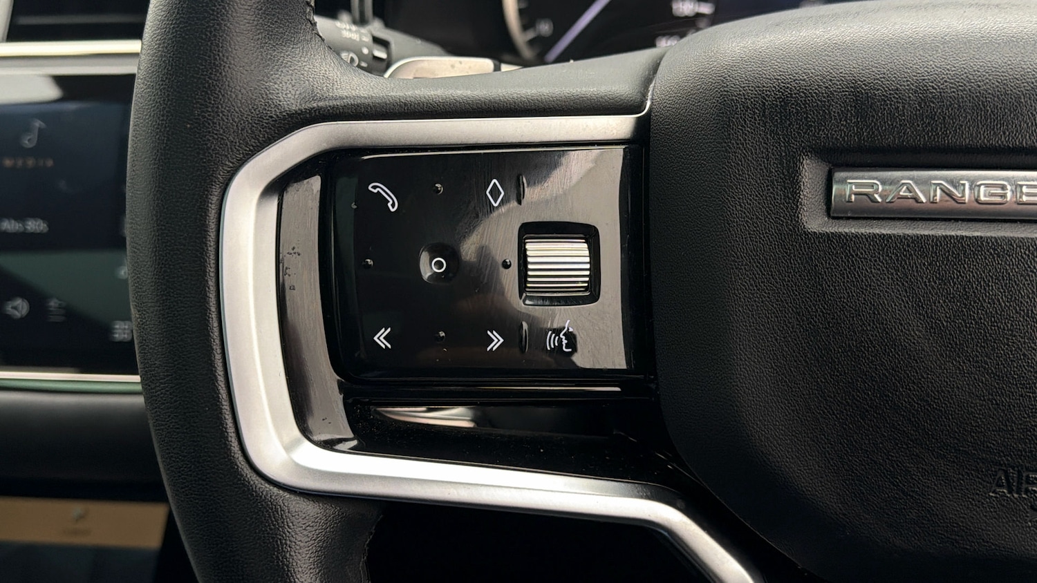 Used Land Rover Range Rover Evoque 2022 for sale - 78121763: Photo 22