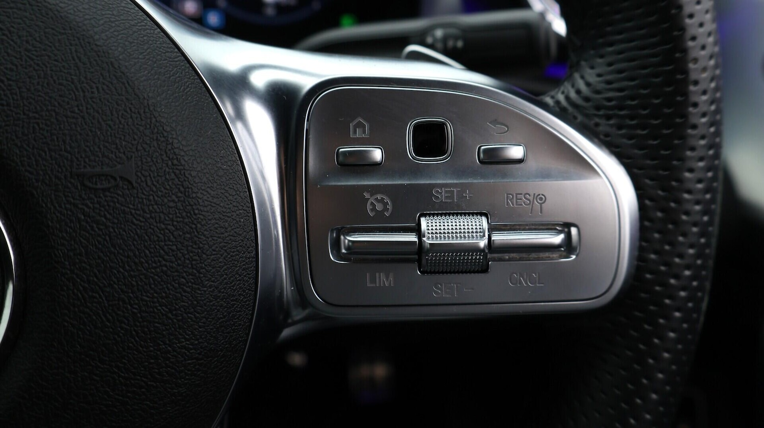 Used Mercedes-Benz CLA 2022 for sale - 76613202: Photo 24