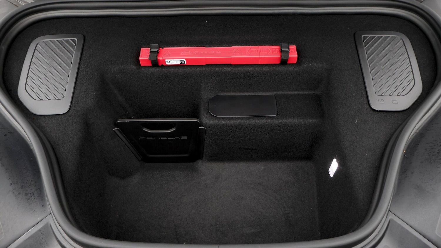 Used Porsche Macan 2025 for sale - 77182040: Photo 19