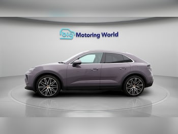 Used Porsche Macan 2025 for sale - 77182040: Photo