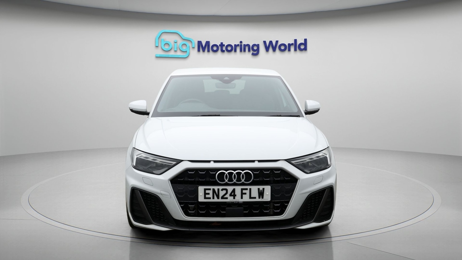 Used Audi A1 for sale - 77184081: Photo 2