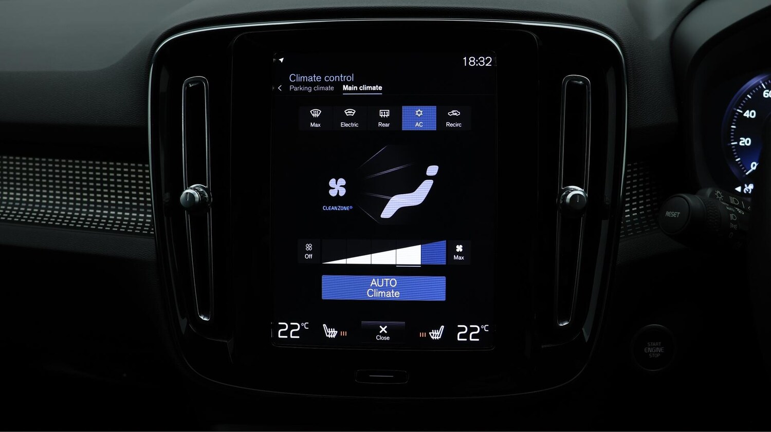 Used Volvo XC40 2020 for sale - 76671453: Photo 13