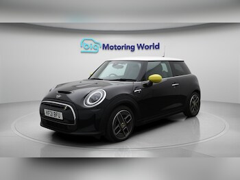 Used MINI Hatch 2021 for sale - 75669986: Photo