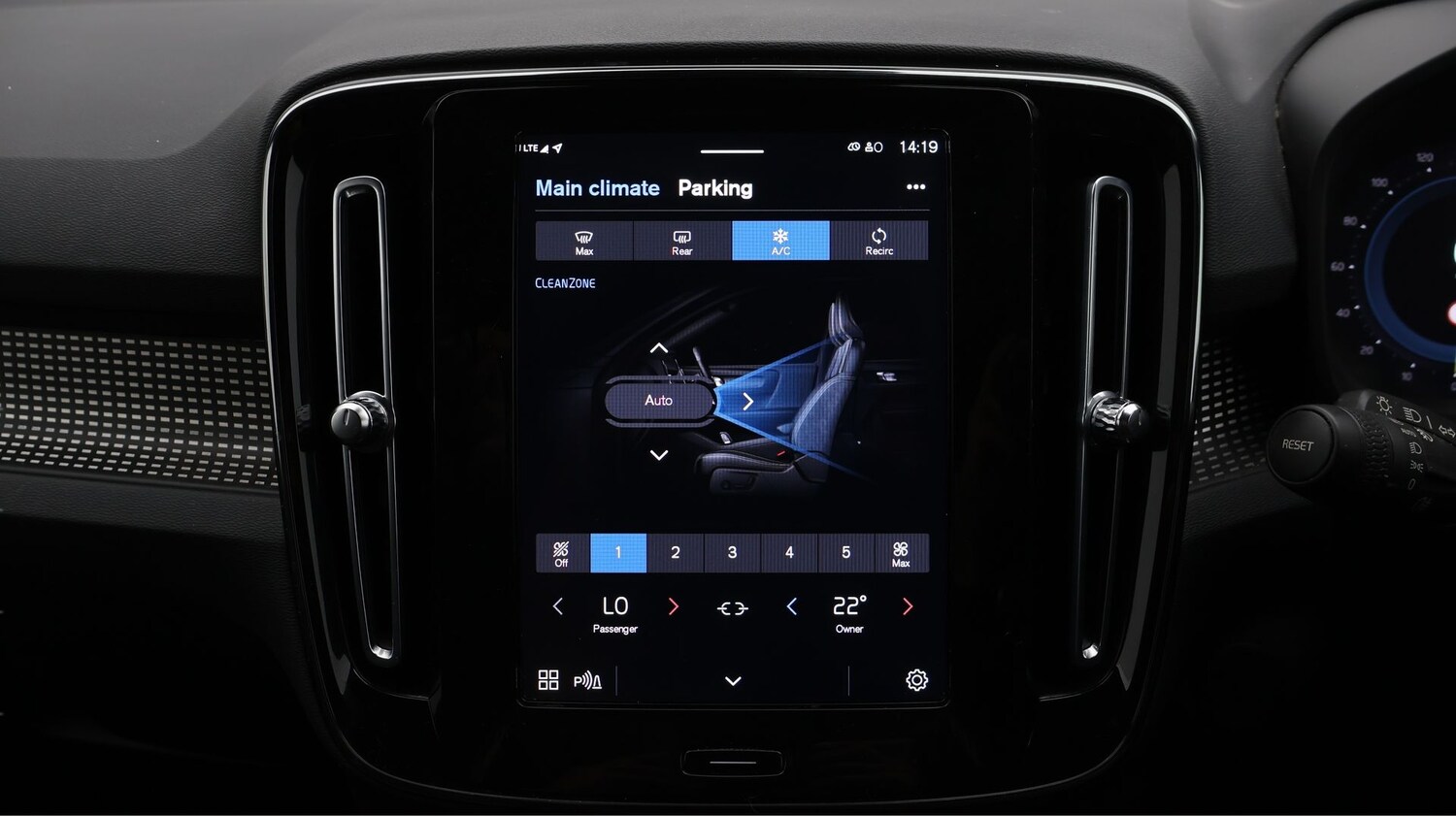 Used Volvo XC40 2021 for sale - 77361609: Photo 12