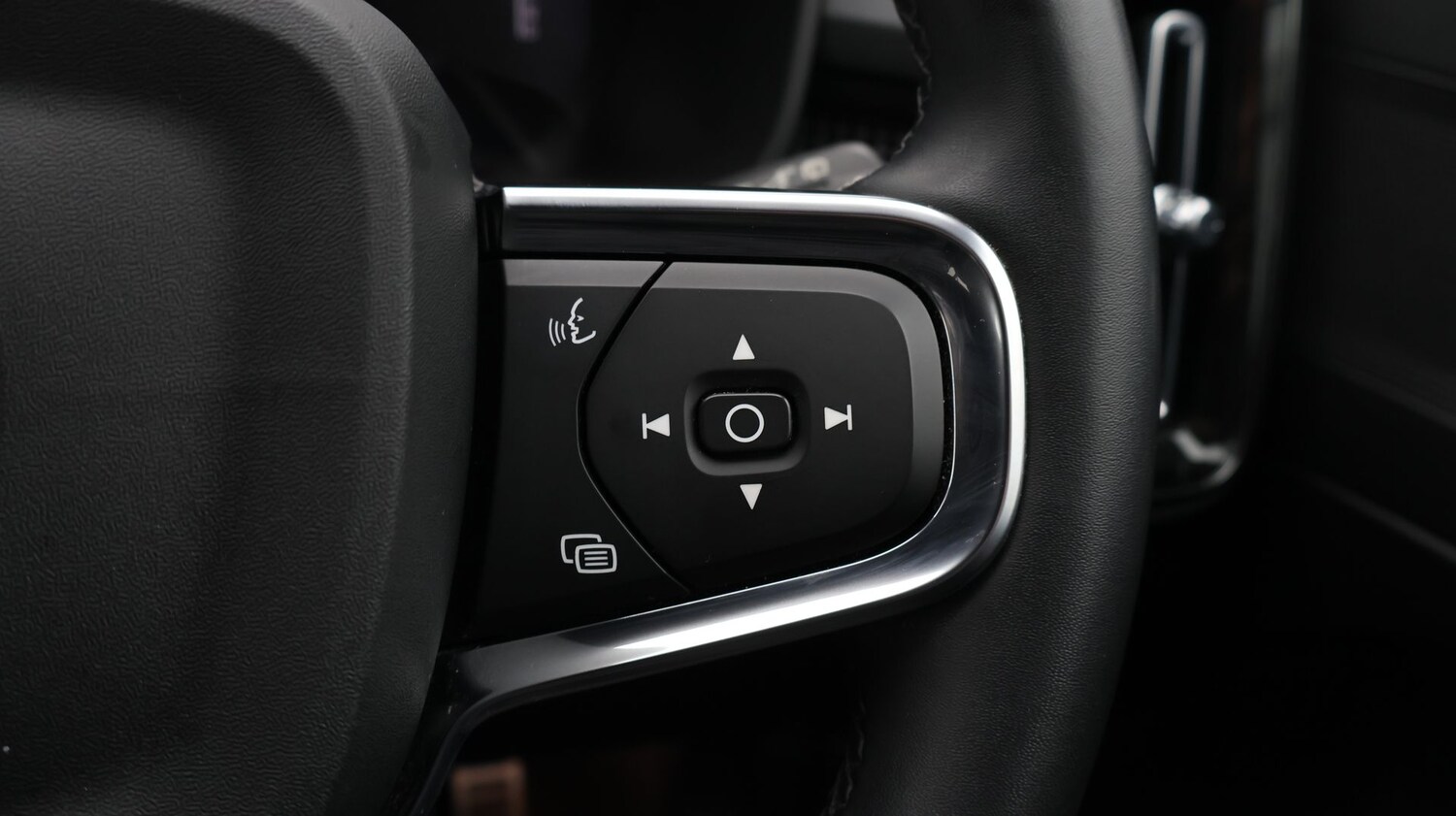 Used Volvo XC40 2021 for sale - 77361609: Photo 23