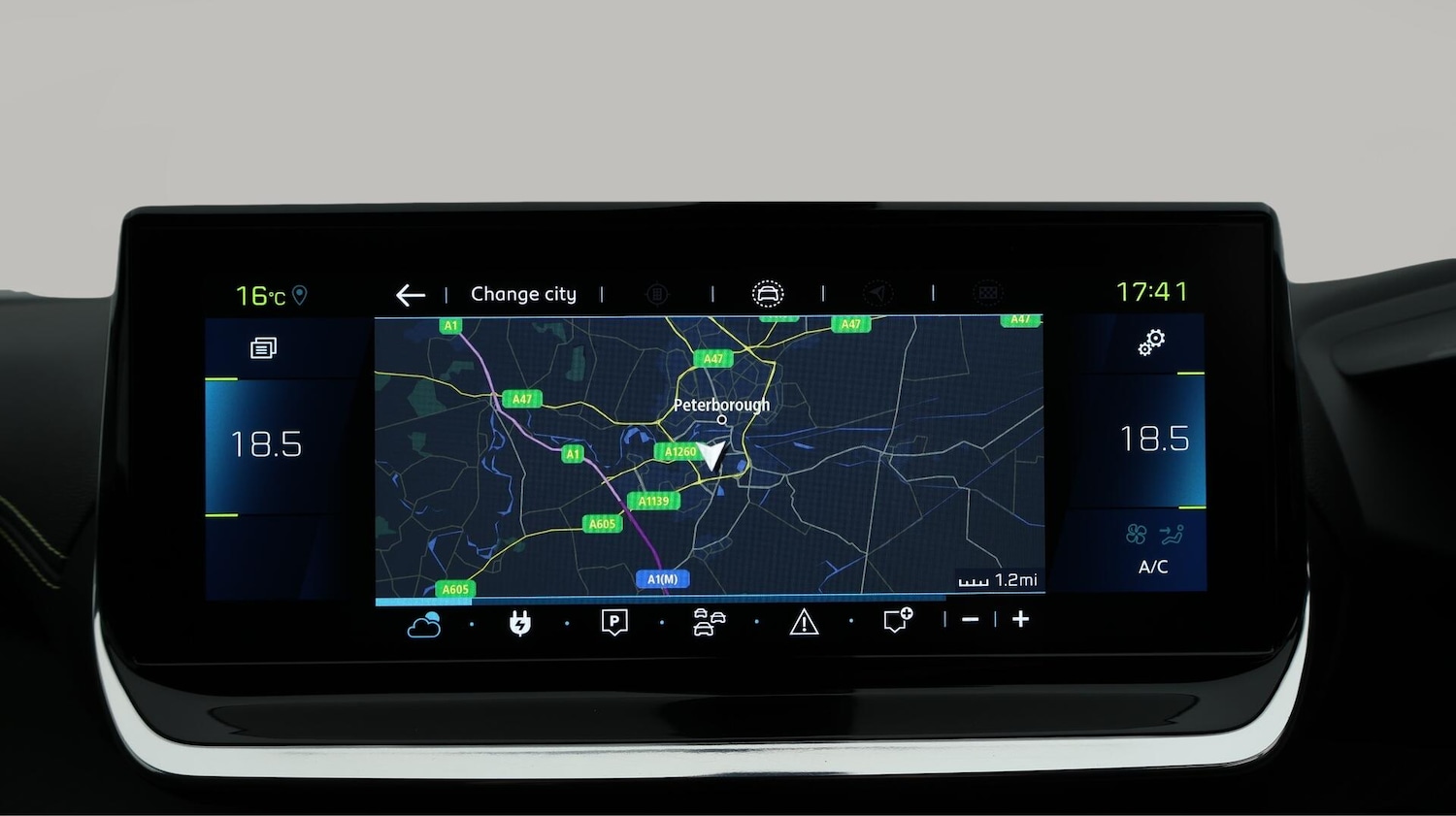 Used Peugeot E-2008 2021 for sale - 76398715: Photo 12