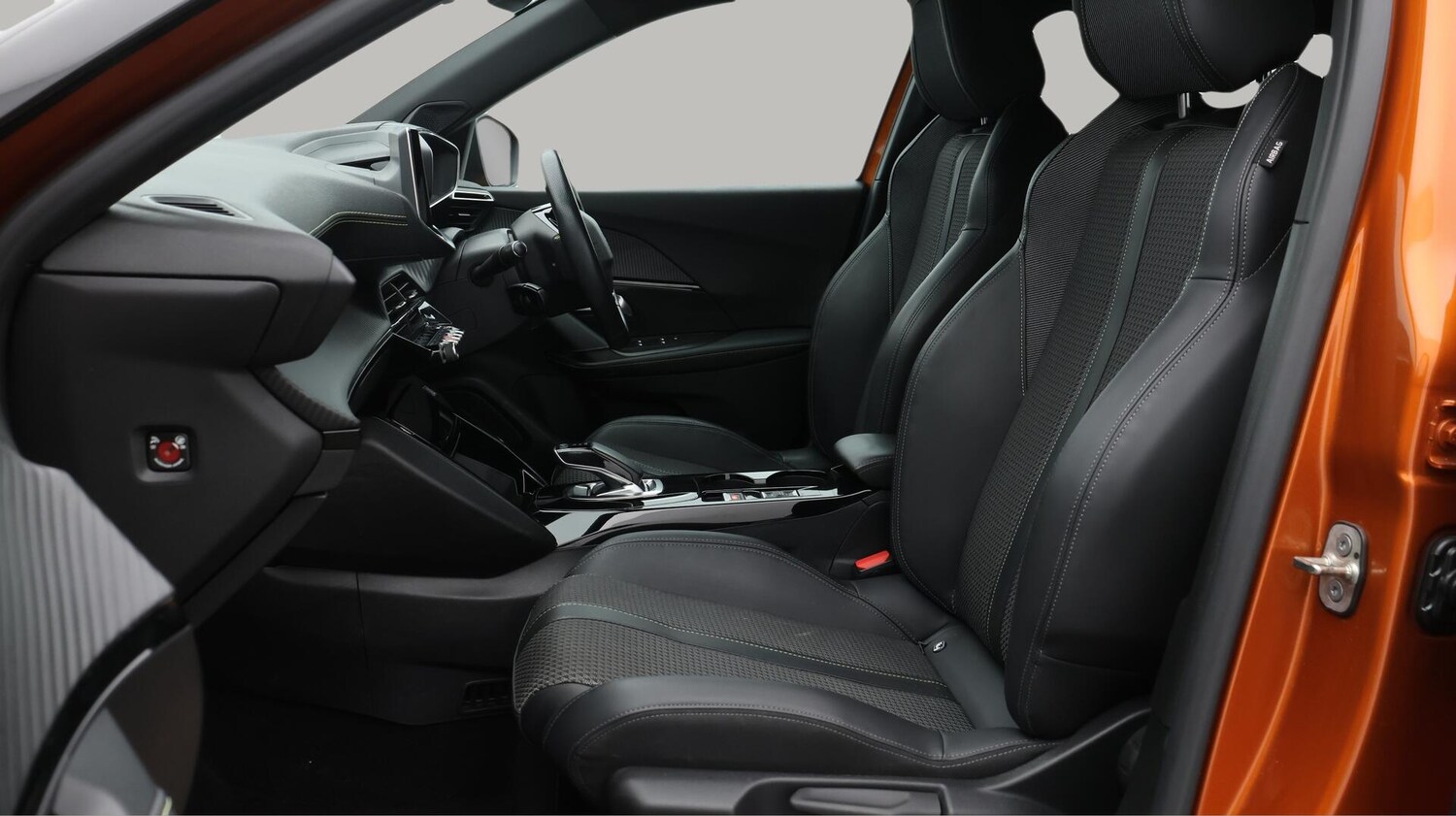 Used Peugeot E-2008 2021 for sale - 76398715: Photo 15