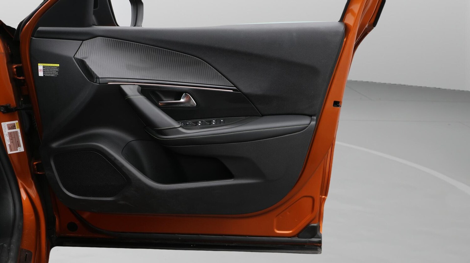 Used Peugeot E-2008 2021 for sale - 76398715: Photo 16