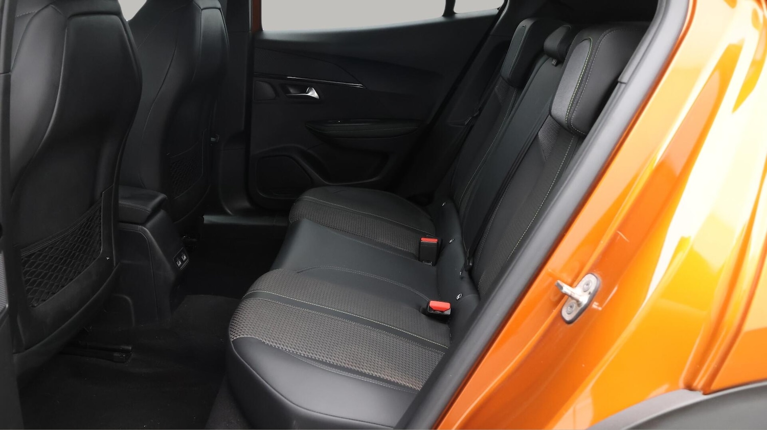 Used Peugeot E-2008 2021 for sale - 76398715: Photo 17