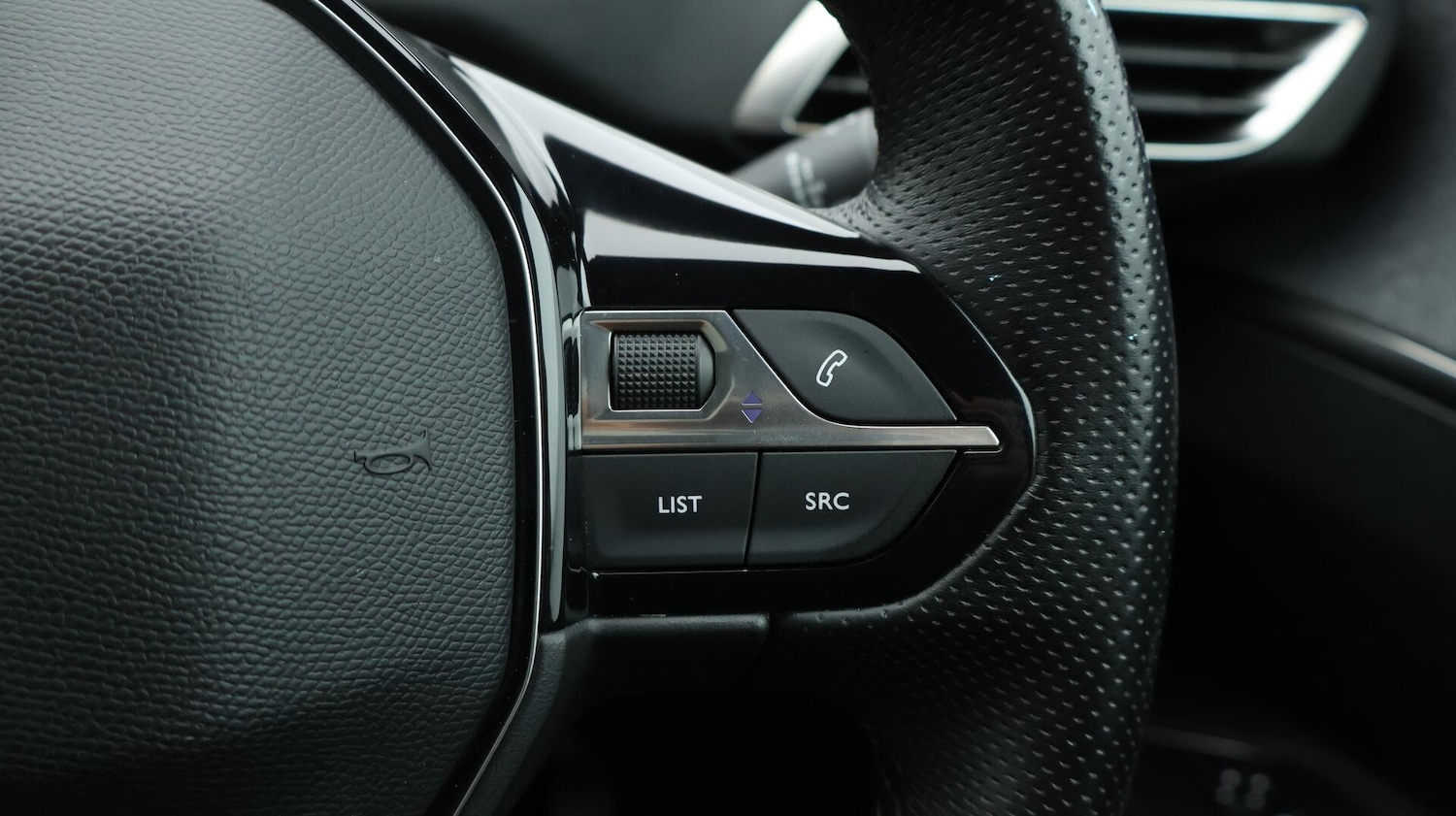 Used Peugeot 3008 2020 for sale - 75756142: Photo 27