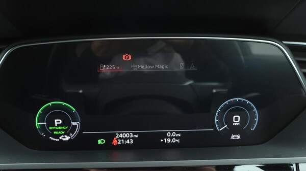 Used Audi e-tron 2022 for sale - 76250944: Photo 11