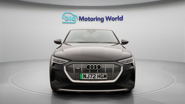 Used Audi e-tron 2022 for sale - 76250944: Photo 3