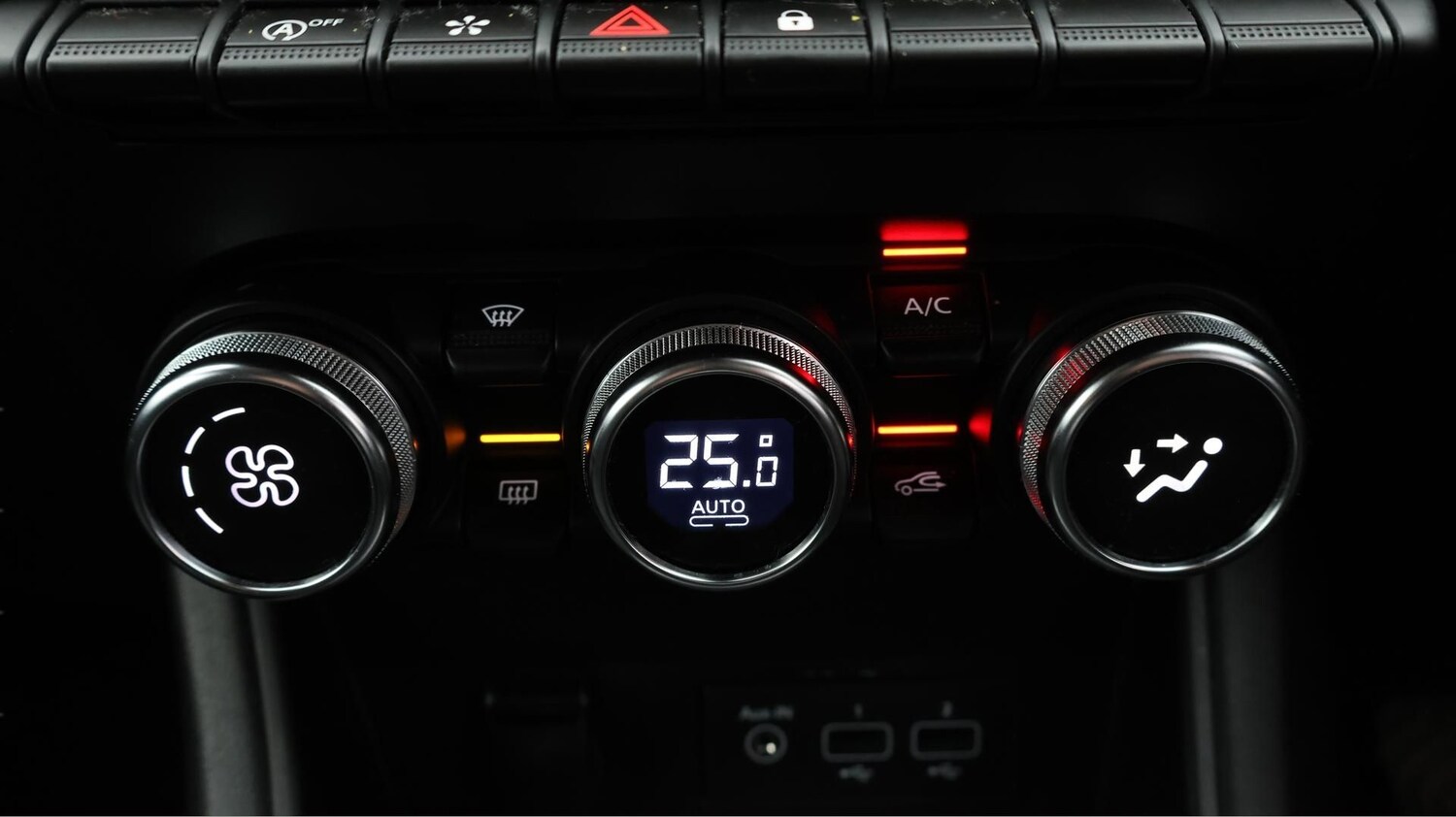 Used Renault Captur 2022 for sale - 77616080: Photo 12