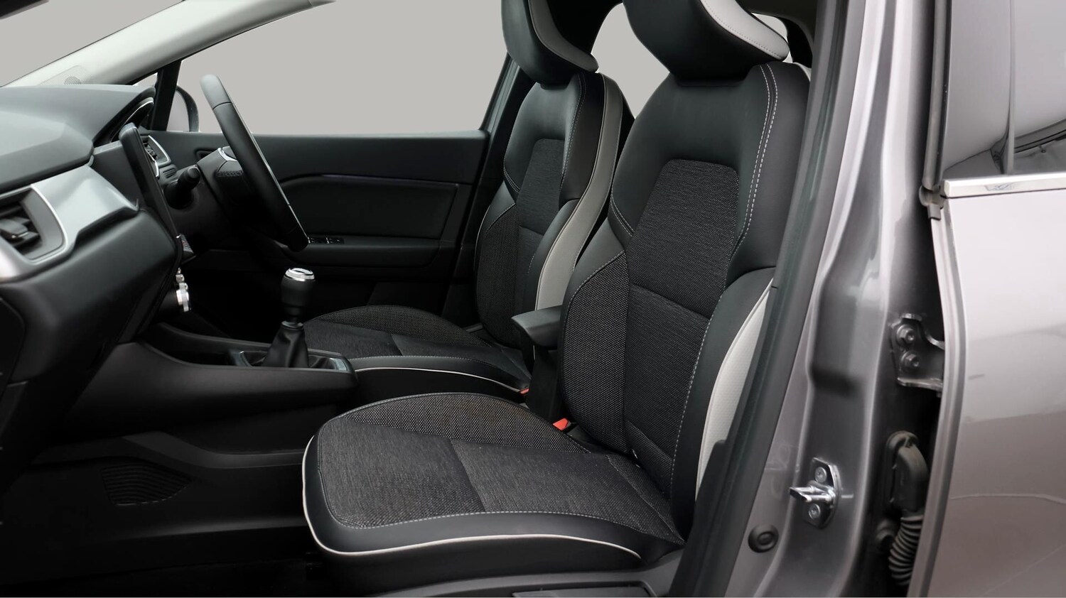 Used Renault Captur 2022 for sale - 77616080: Photo 14