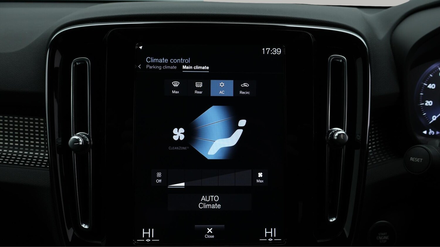 Used Volvo XC40 2021 for sale - 76282788: Photo 13