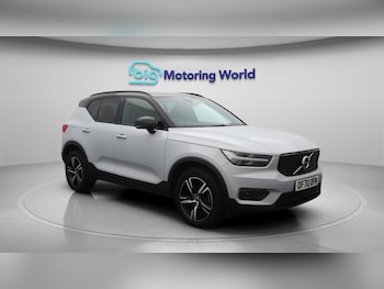 Used Volvo XC40 2021 for sale - 76282788: Photo 2
