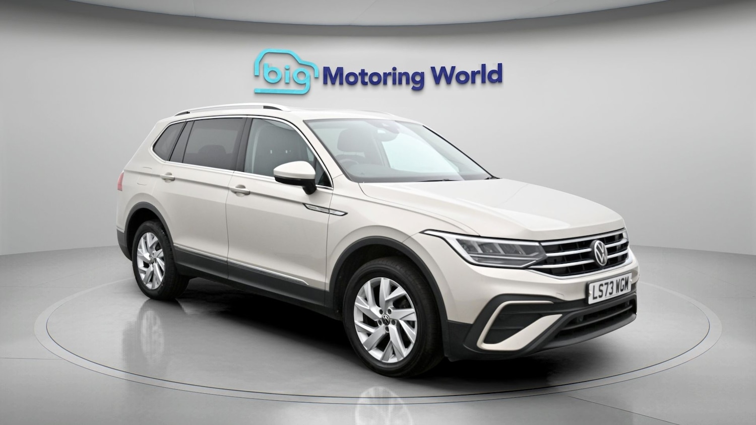 Used Volkswagen Tiguan Allspace 2023 for sale - 78197407: Photo 1