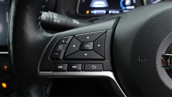 Used Nissan Leaf 2020 for sale - 76213992: Photo 23