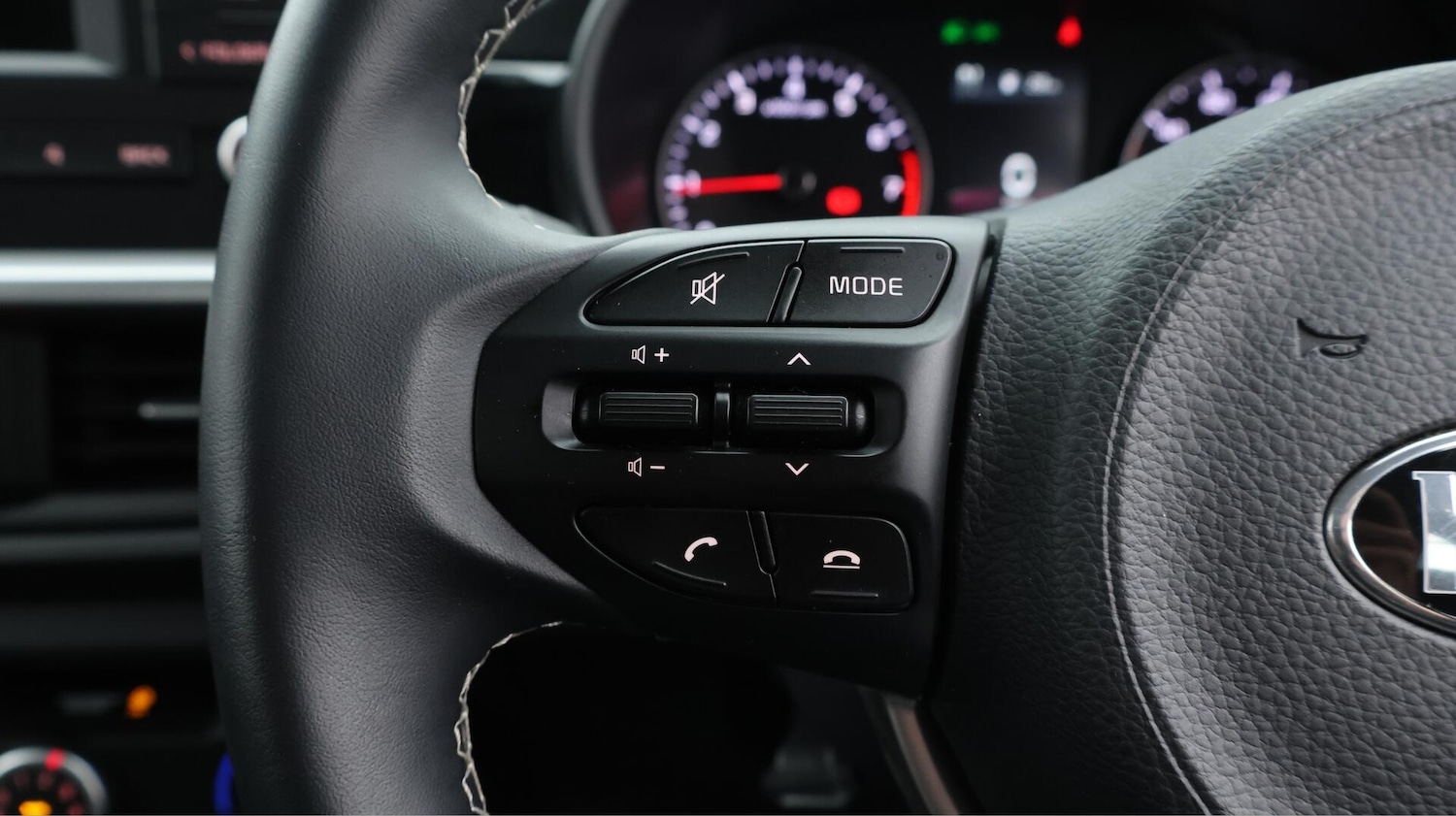 Used Kia Picanto 2021 for sale - 76109404: Photo 24