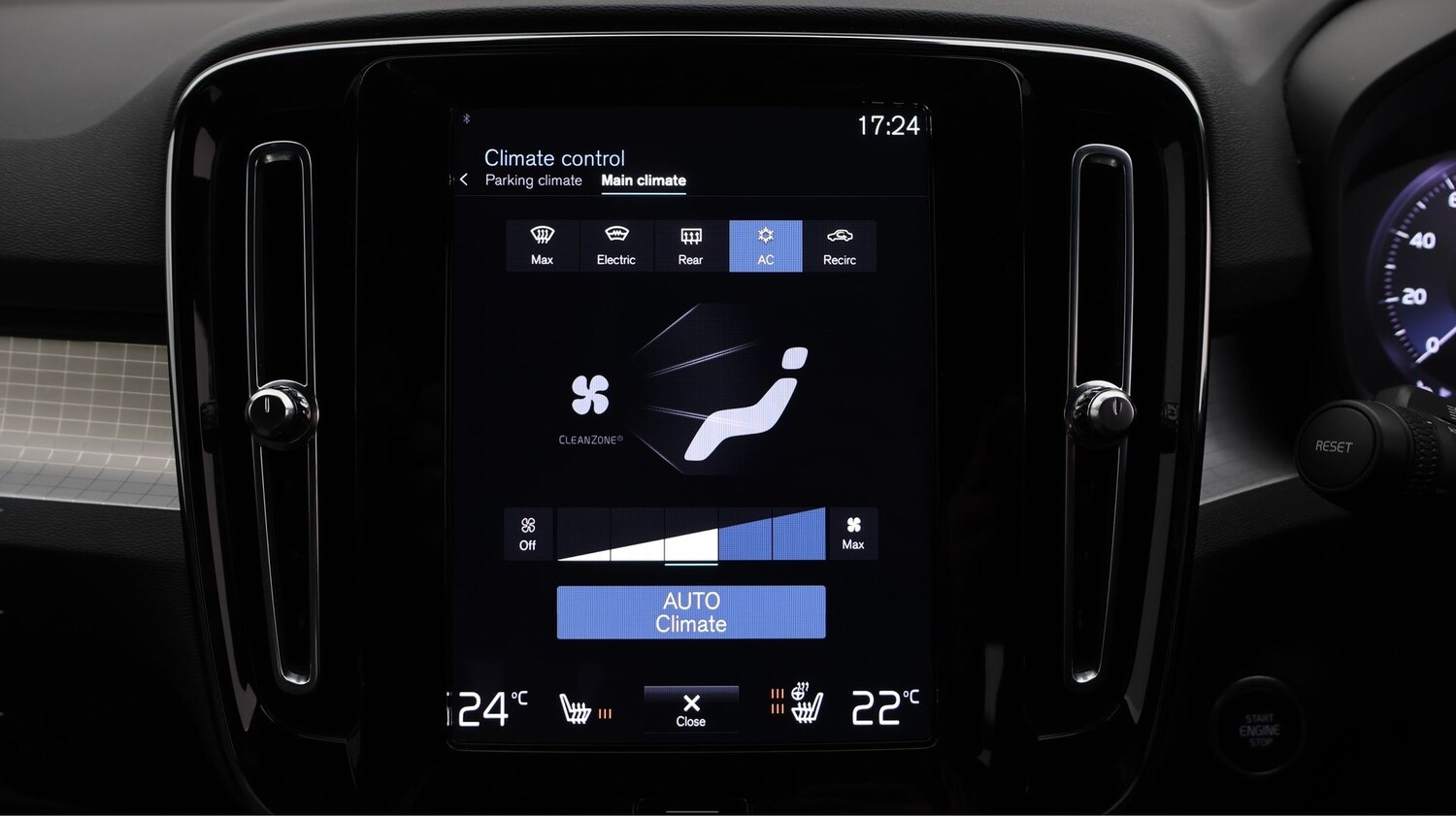 Used Volvo XC40 2023 for sale - 77615100: Photo 12