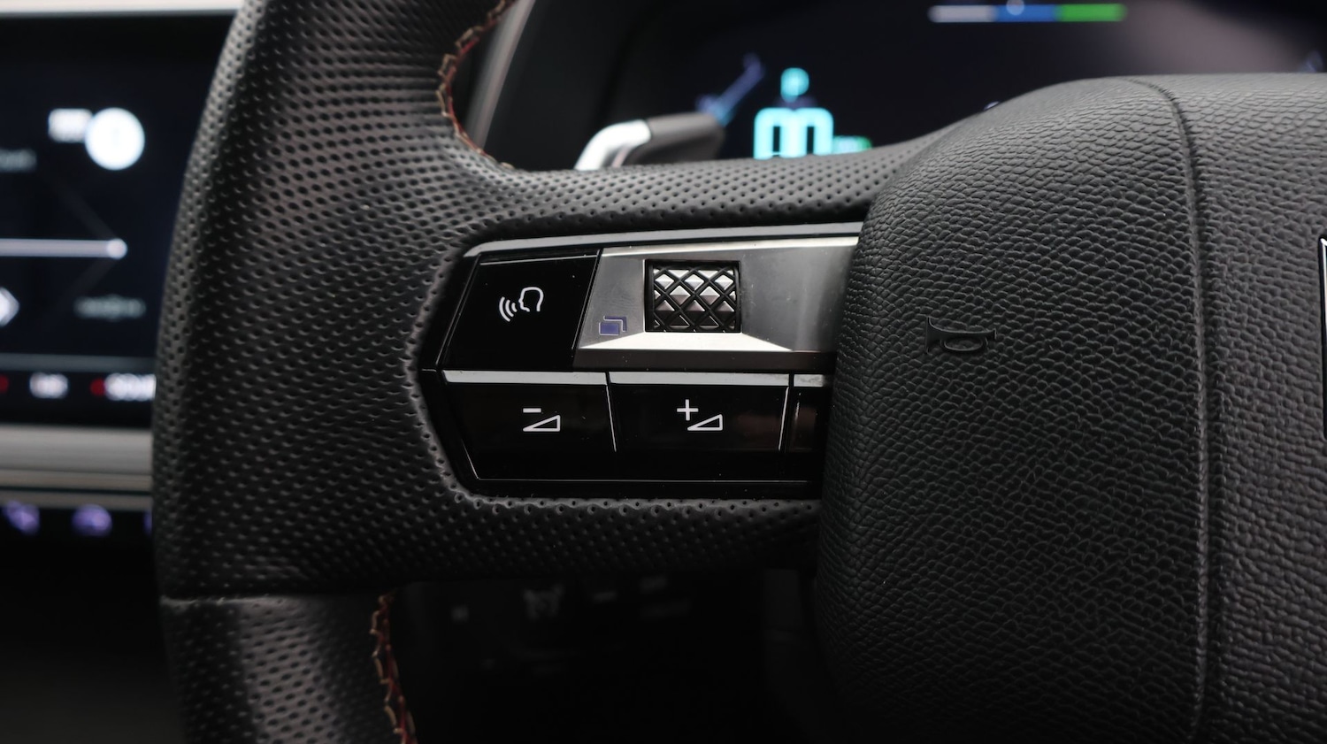 Used DS Automobiles DS 7 Crossback 2021 for sale - 77282525: Photo 27