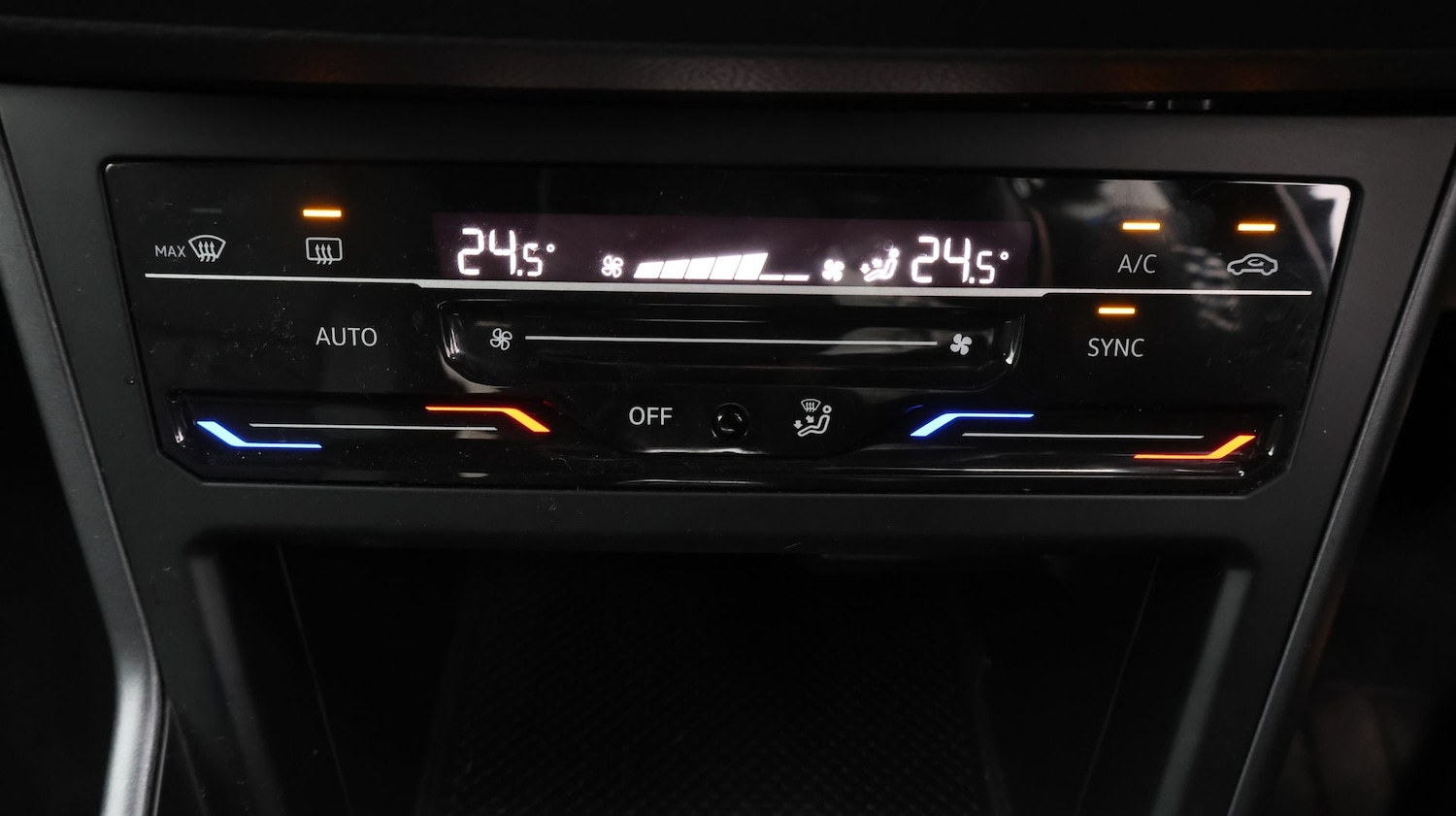 Used Volkswagen Polo 2023 for sale - 77449975: Photo 12