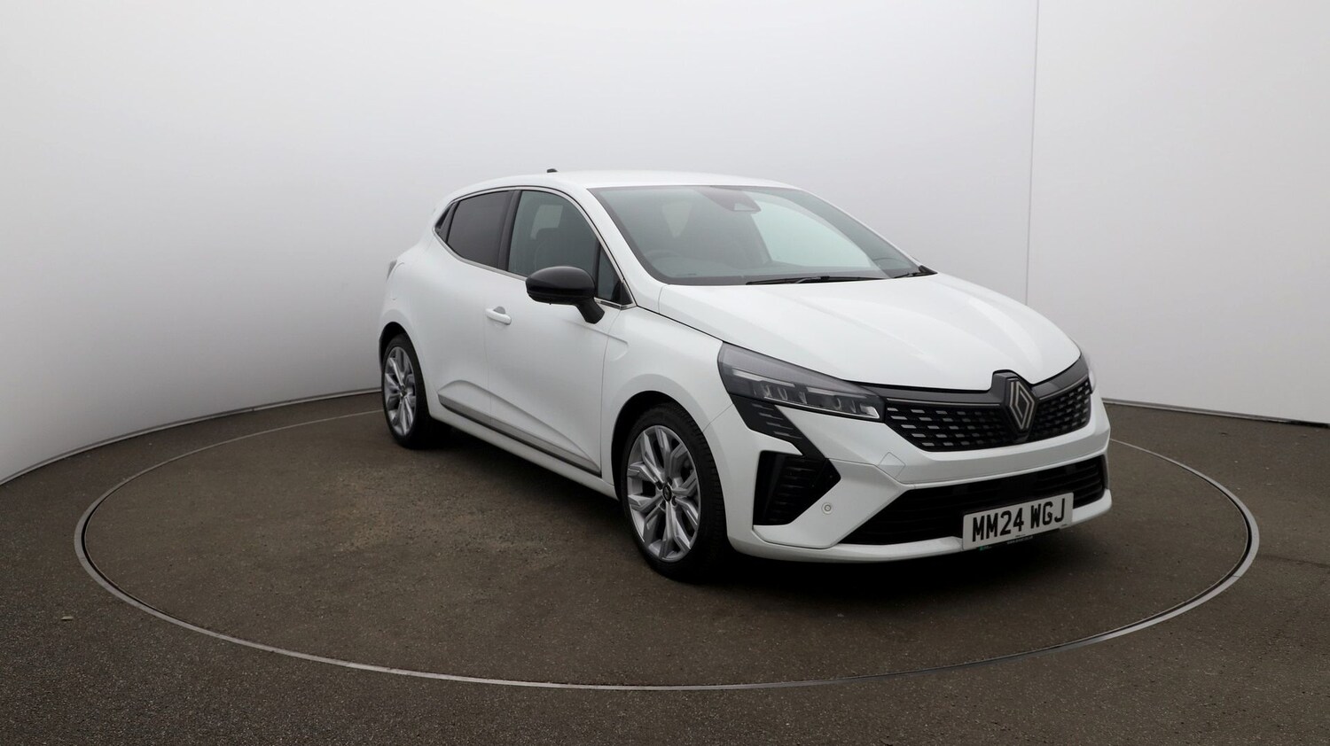 Used Renault Clio for sale - 76811214: Photo 35