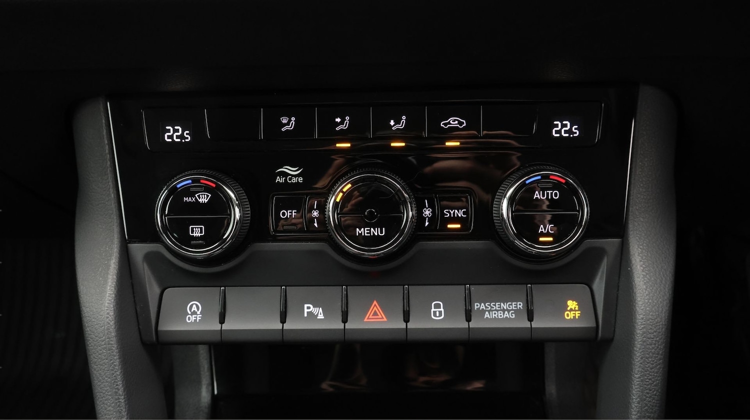 Used Skoda Karoq 2021 for sale - 77445821: Photo 12