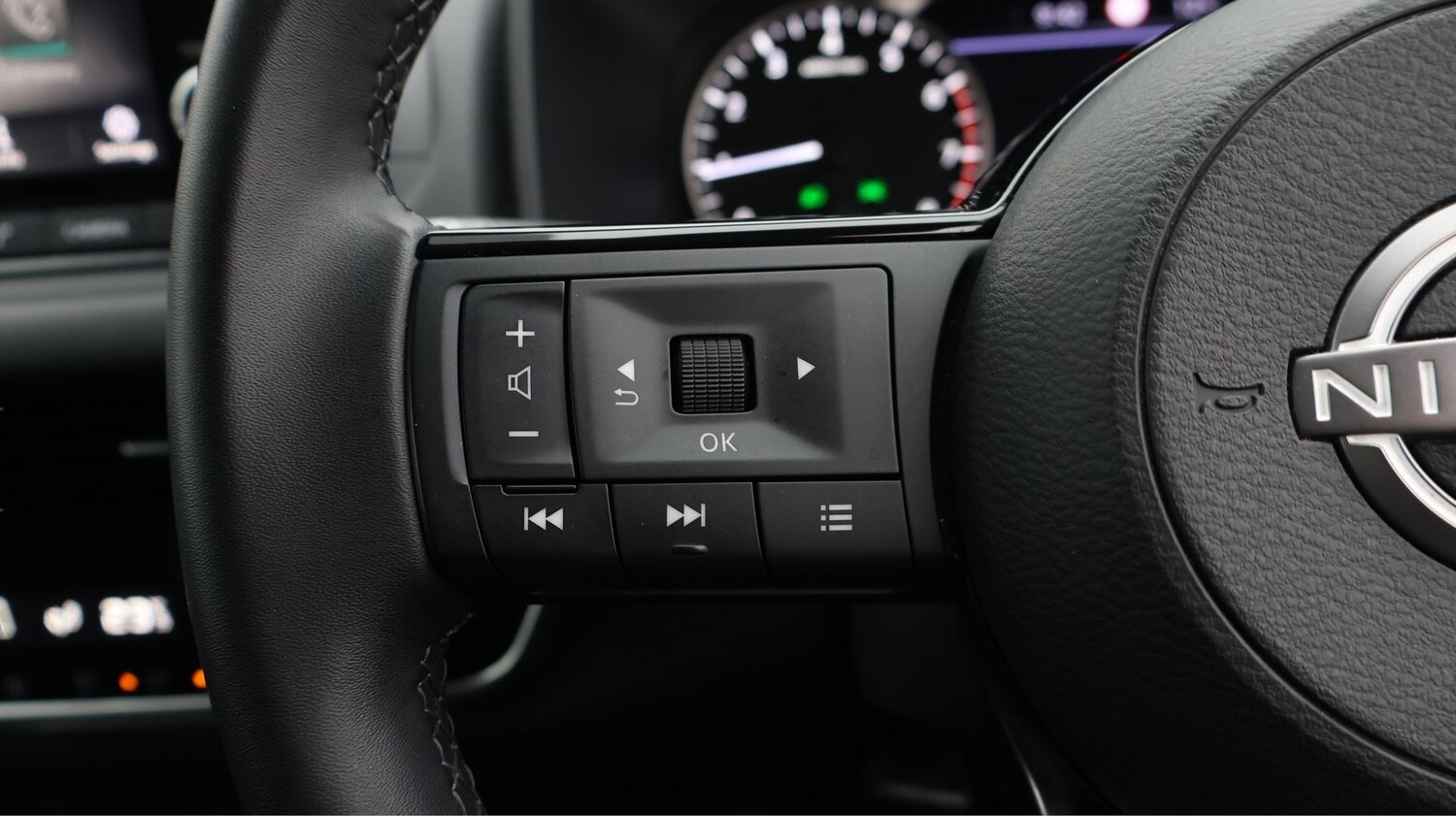 Used Nissan Qashqai 2024 for sale - 77877223: Photo 22