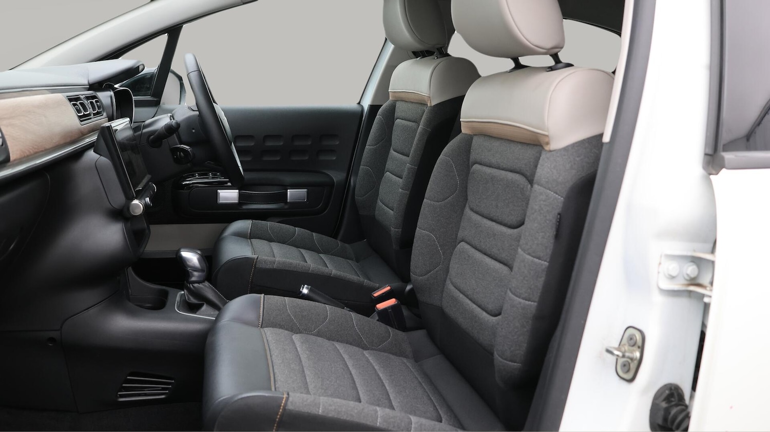 Used Citroen C3 2023 for sale - 76425230: Photo 15