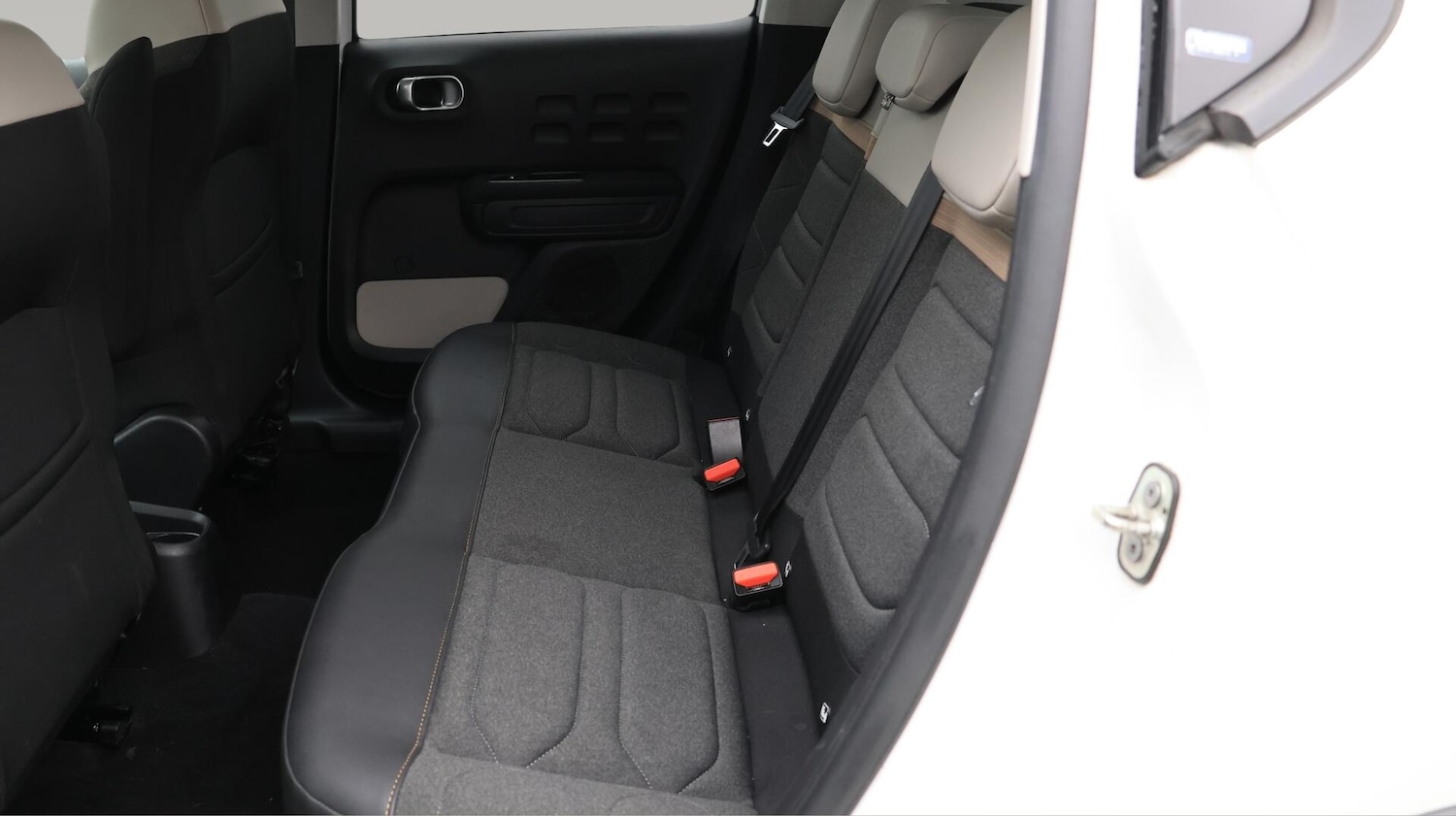 Used Citroen C3 2023 for sale - 76425230: Photo 17