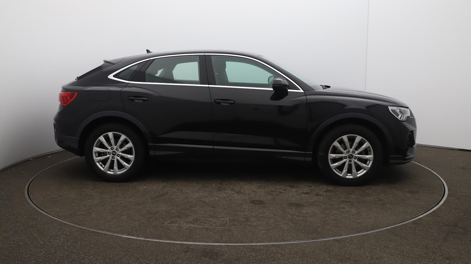 Used Audi Q3 2021 for sale - 76174826: Photo 49
