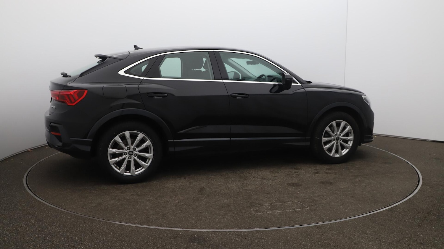 Used Audi Q3 2021 for sale - 76174826: Photo 51