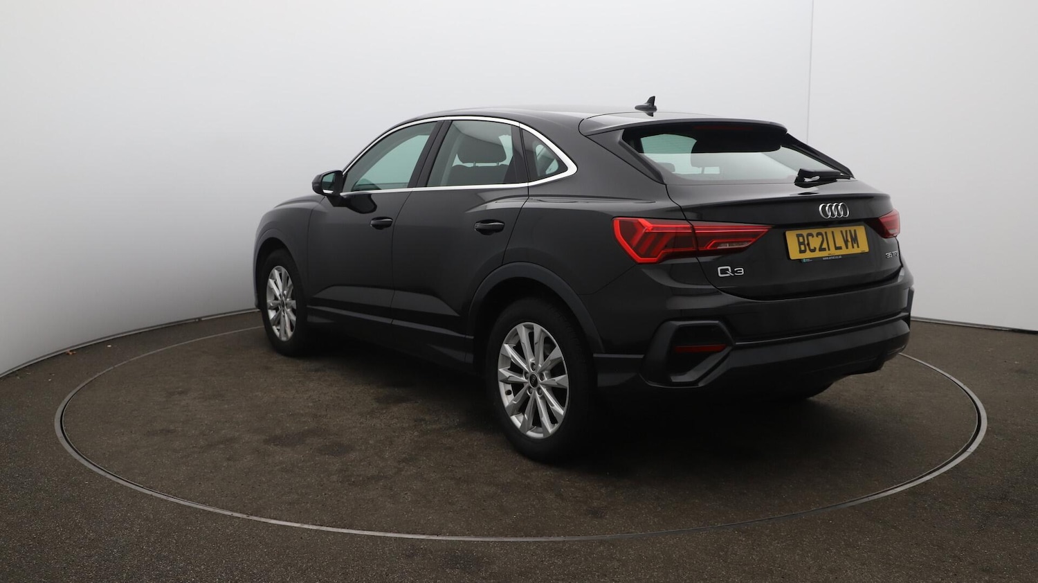 Used Audi Q3 2021 for sale - 76174826: Photo 62