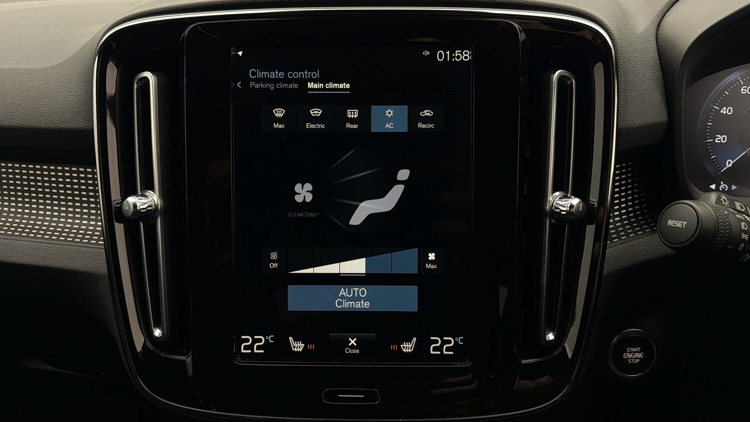 Used Volvo XC40 2020 for sale - 77790698: Photo 11