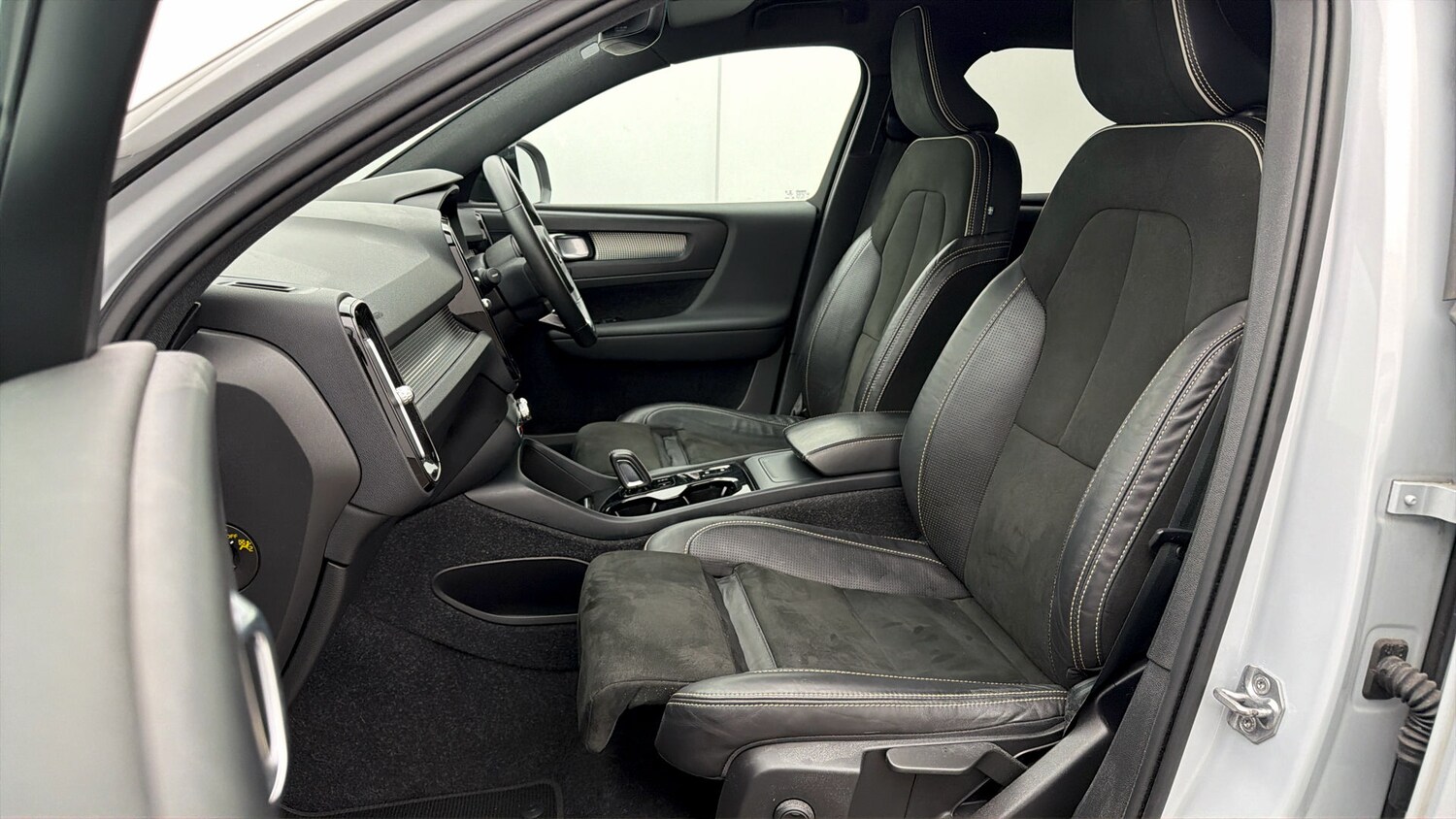 Used Volvo XC40 2020 for sale - 77790698: Photo 13