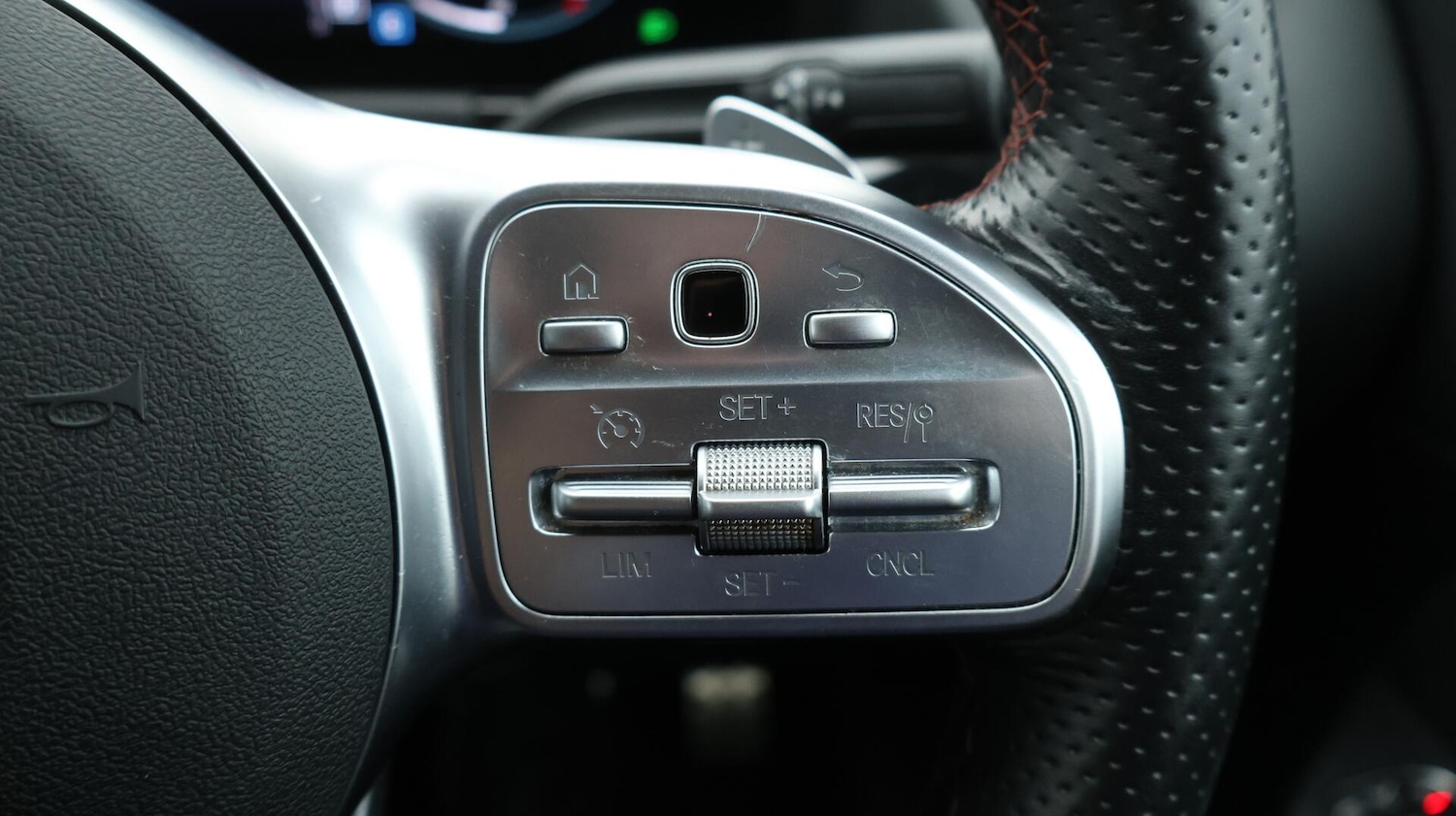 Used Mercedes-Benz GLA 2022 for sale - 76084874: Photo 41