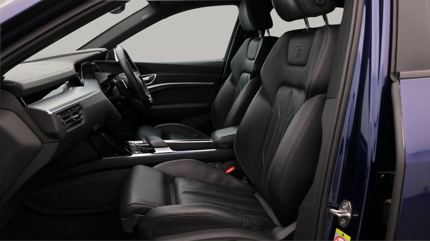 Used Audi e-tron 2022 for sale - 77373151: Photo 14