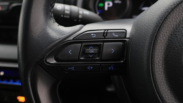 Used Toyota Yaris 2020 for sale - 76327292: Photo 25